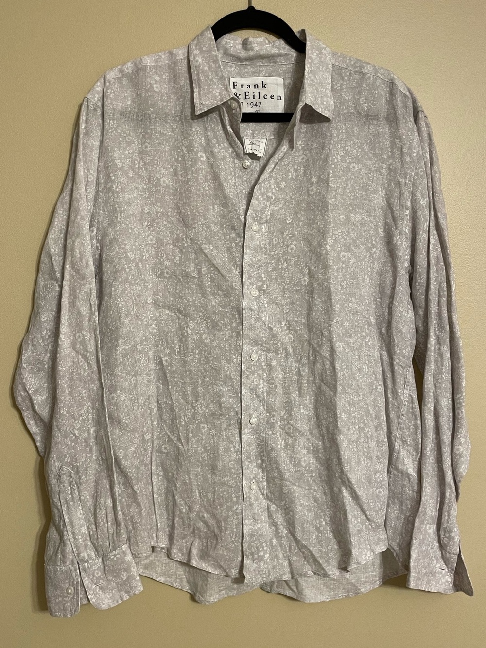 Frank & Eileen Paul linen floral button up shirt size large